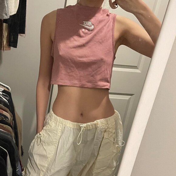 Nike Air red and white ribbed turtle neck striped crop top - Picture 3 of 8